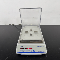 Fisherbrand Incubator Microplate Shaker image 3